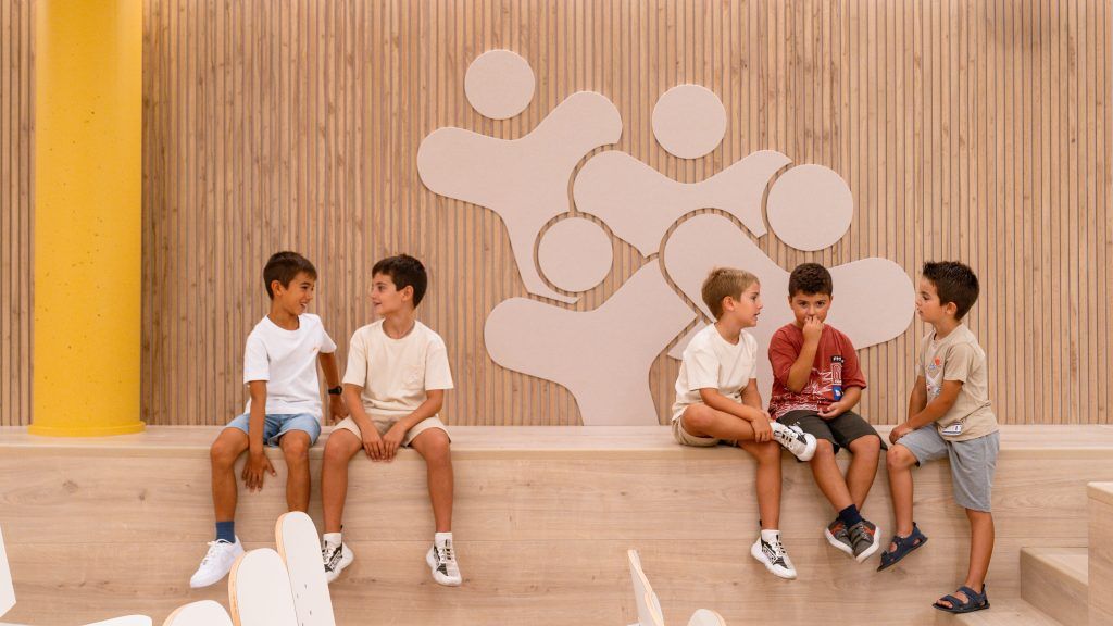 Organización del aula que fomenta la convivencia y el aprendizaje.
